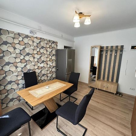 Bingo Apartman Cristuru Secuiesc Bagian luar foto