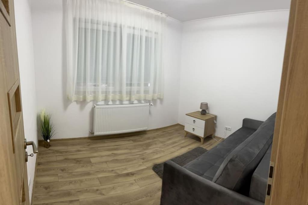 Bingo Apartman Cristuru Secuiesc Bagian luar foto